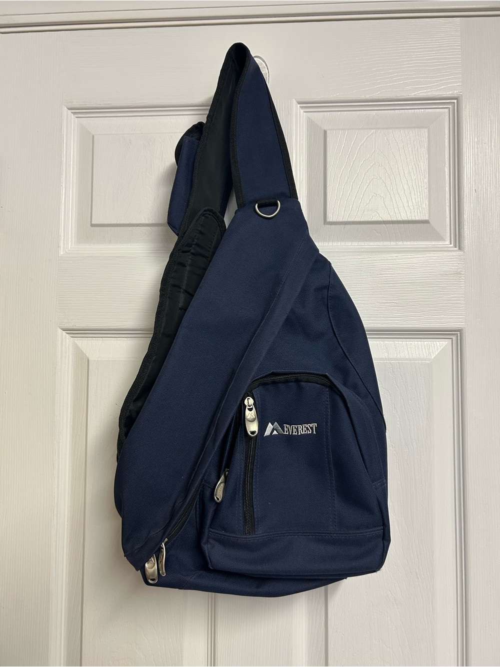 Navy Sling Backpack for Men - Single-Shoulder Crossbody